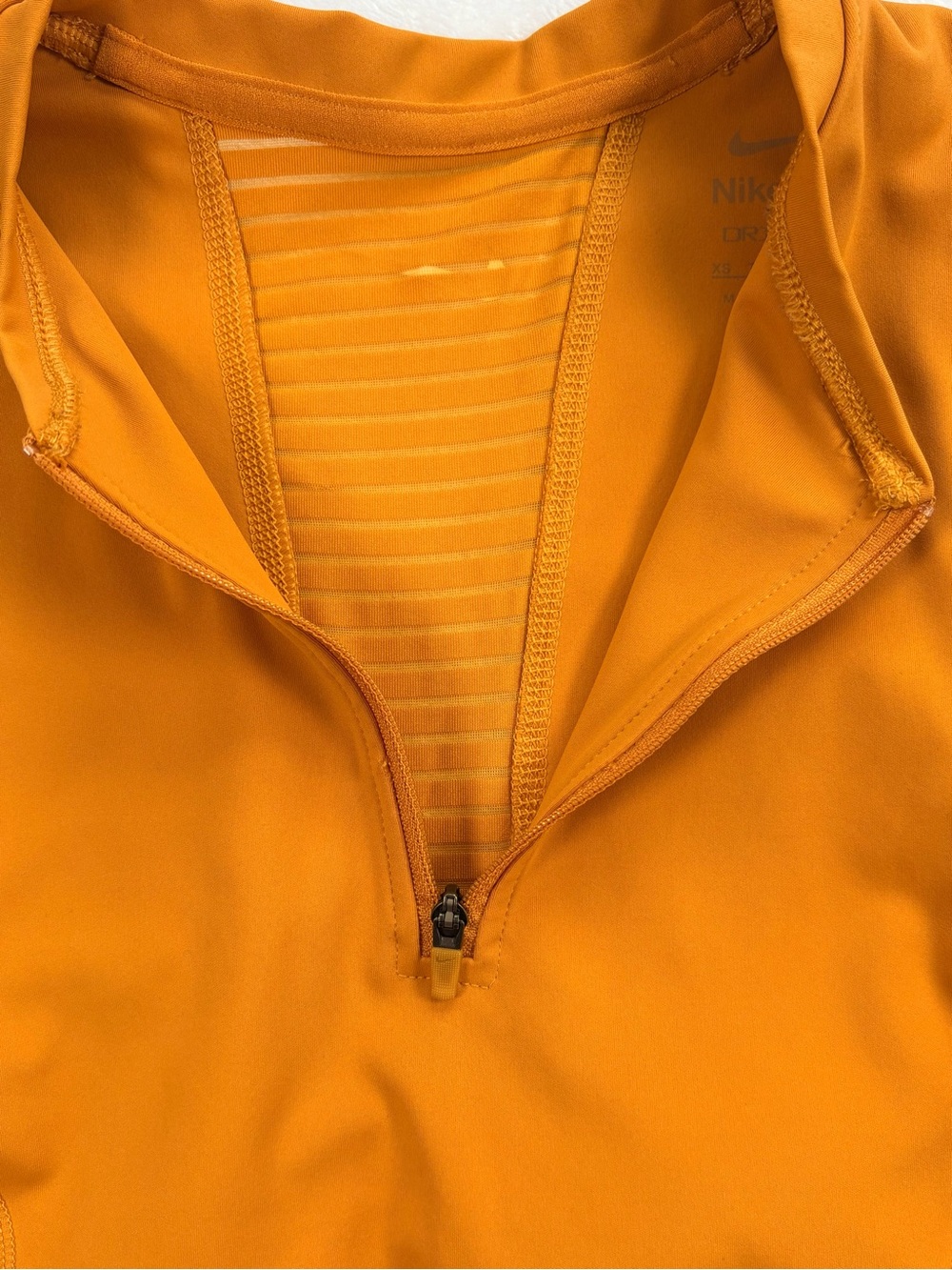 NIKE PRO Dri-Fit Cropped Tank Top Orange Zip Up Side Pockets Shelf Bra XS - Picture 10 of 12